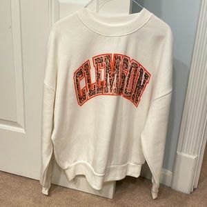 NWOT. Clemson sweatshirt, size large. Perfect condition